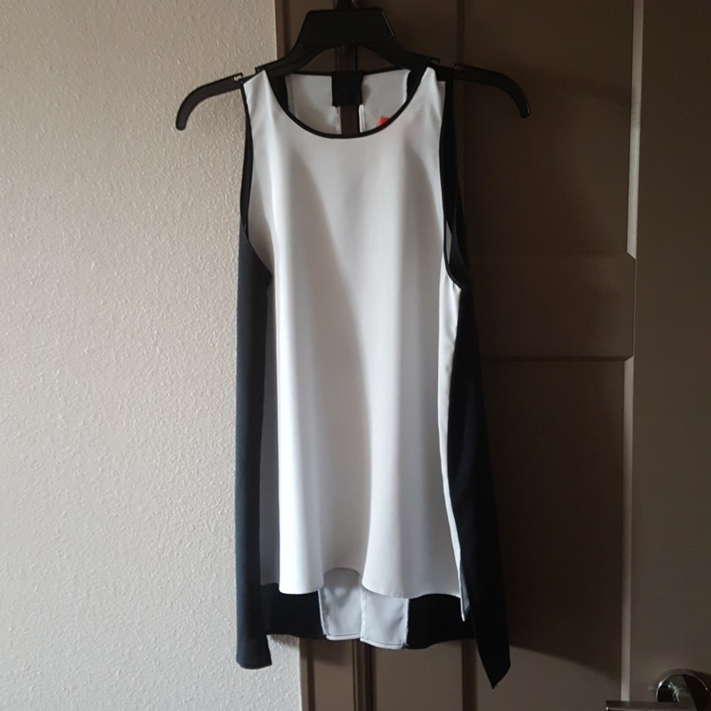 Woman's wear